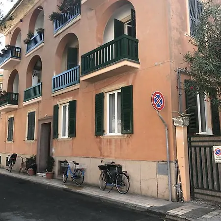 Guest house Levantomare
