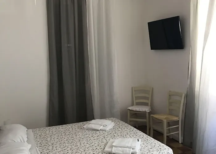 Levantomare Πανσιόν