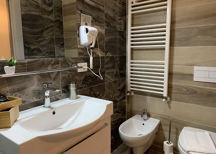 Πανσιόν Levantomare 3*